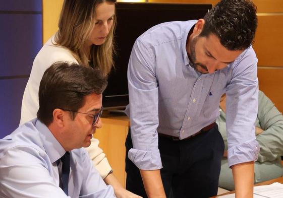 El Ayuntamiento ahorrará 30.000 euros al año instalando fotovoltaica en el Consistorio