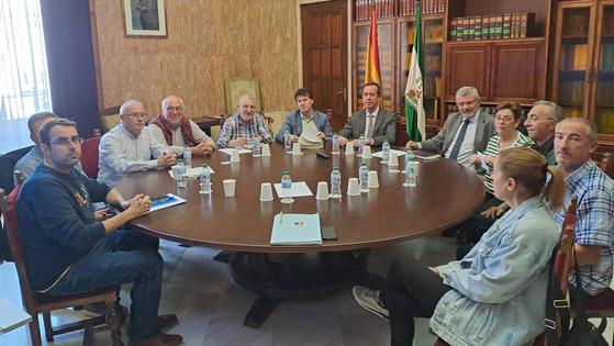 Subdelegación anuncia una inminente aportación de 23.500 metros cúbicos de arena a Balerma