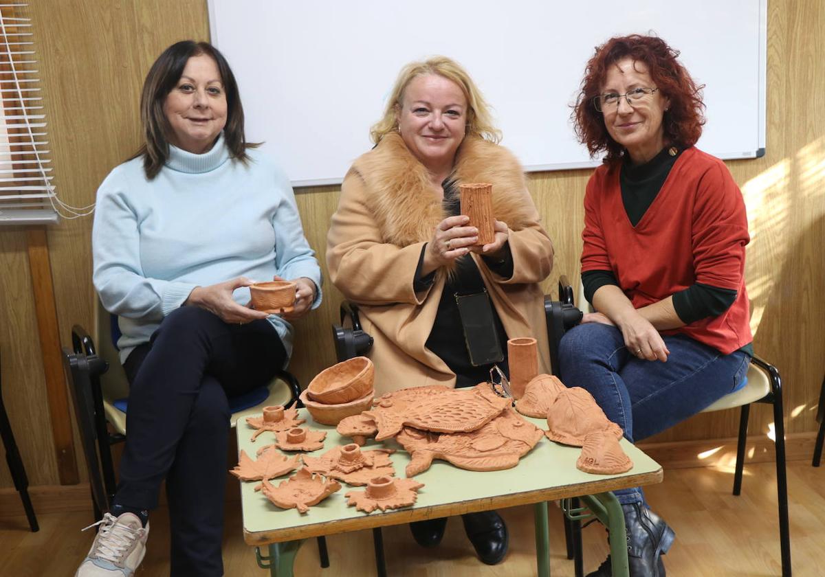 El vivero municipal acoge un taller terapéutico de salud mental, de cerámica