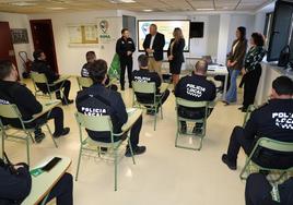 La Policía Local se forma en el protocolo de derivación al PIMA