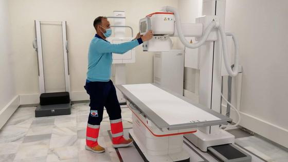 El Distrito Sanitario Poniente renueva siete salas de rayos X