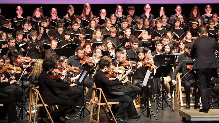 El Auditorio se rinde a la nueva Orquesta Sinfónica Ciudad de El Ejido