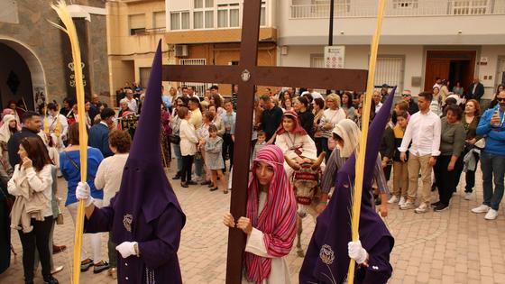 La Borriquita sale a la calle en Balerma por el Domingo de Ramos