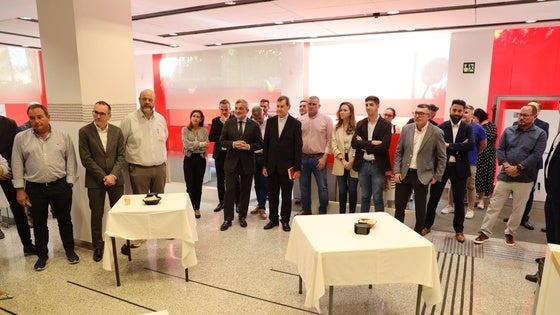 Un gran banco inaugura una oficina en El Ejido para empresas que facturen más de dos millones de euros