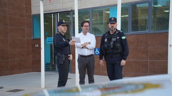 16 agentes de Policía Local de El Ejido se trasladan a Valencia para ayudar en las zonas afectadas por la DANA