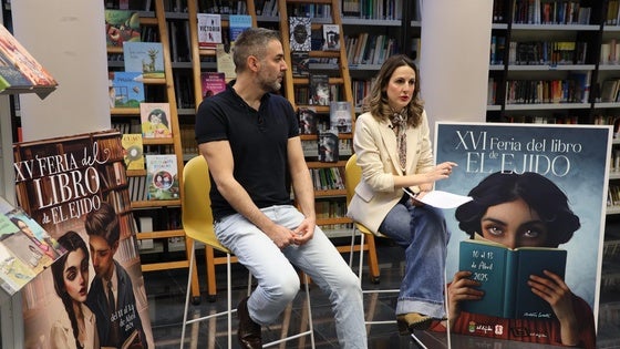 La Feria del Libro de El Ejido propone 'citas' literarias con Espido Freire, Sánchez-Garnica y Carmen Posadas