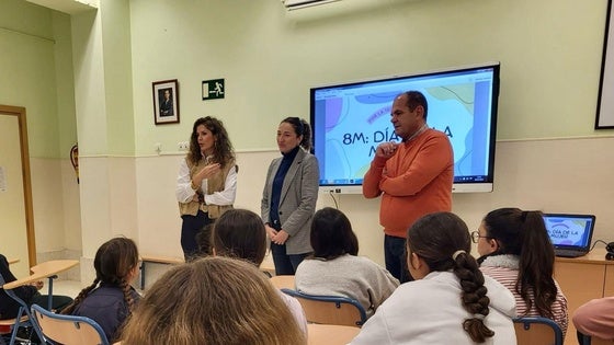 Un taller sobre la Igualdad, charlas y exposiciones para el resto del mes de marzo en El Ejido