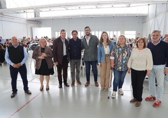 Al acto, realizado en El Ejido, asistieron varias personalidades, tanto políticas como religiosas.