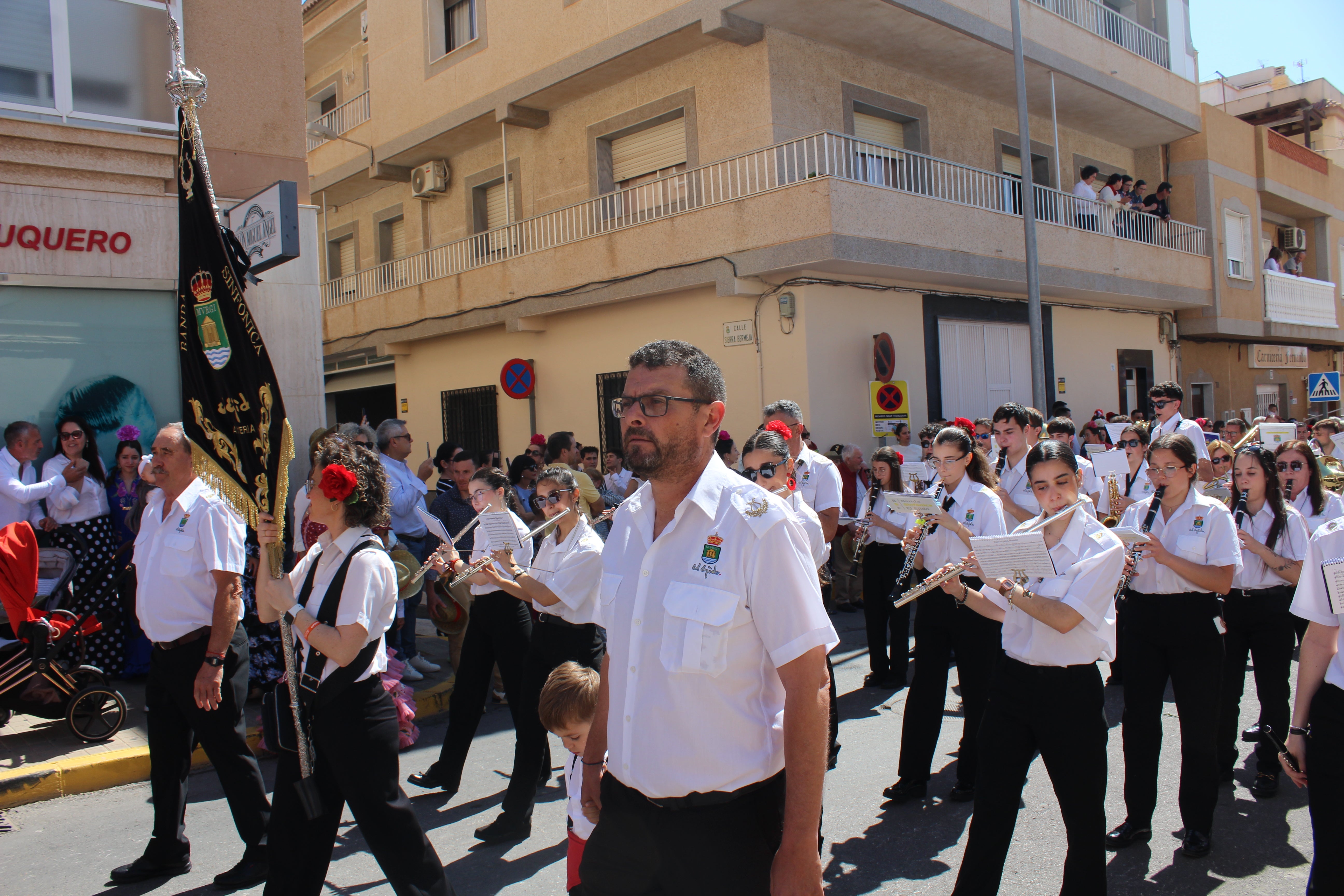 Colorido en la procesión - romería de San Marcos, en imágenes