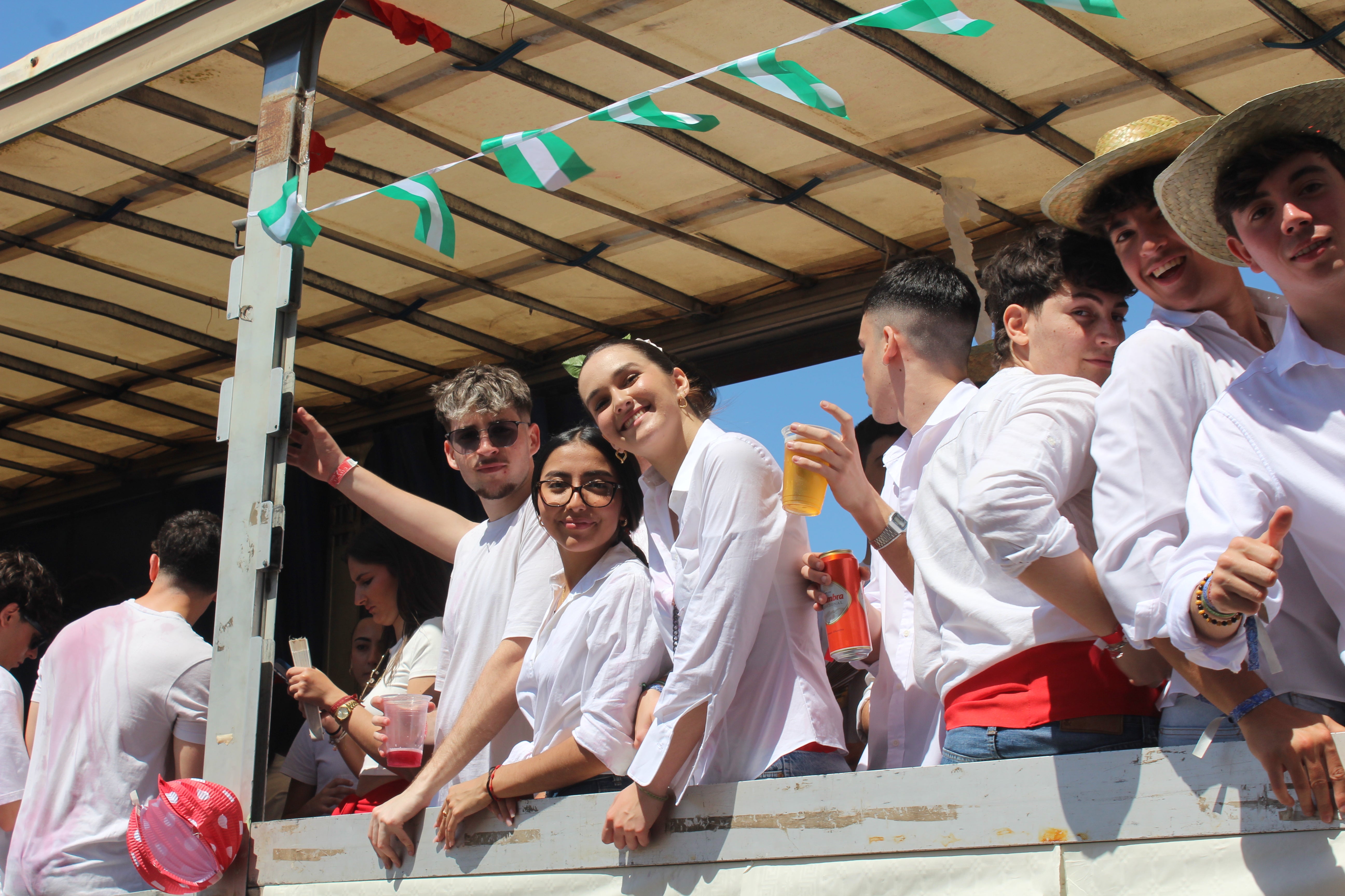 Colorido en la procesión - romería de San Marcos, en imágenes