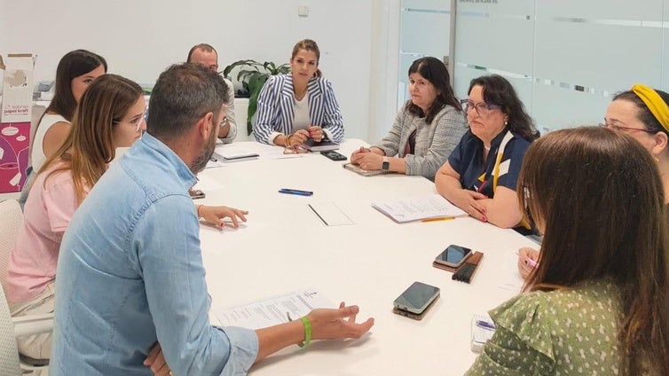 La Mesa Radar Local contra la 'Soledad No Deseada' atiende a más de 30 personas en El Ejido