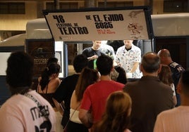 Puesto de mojitos instalado en el fin de fiesta del Festival de Teatro de El Ejido.
