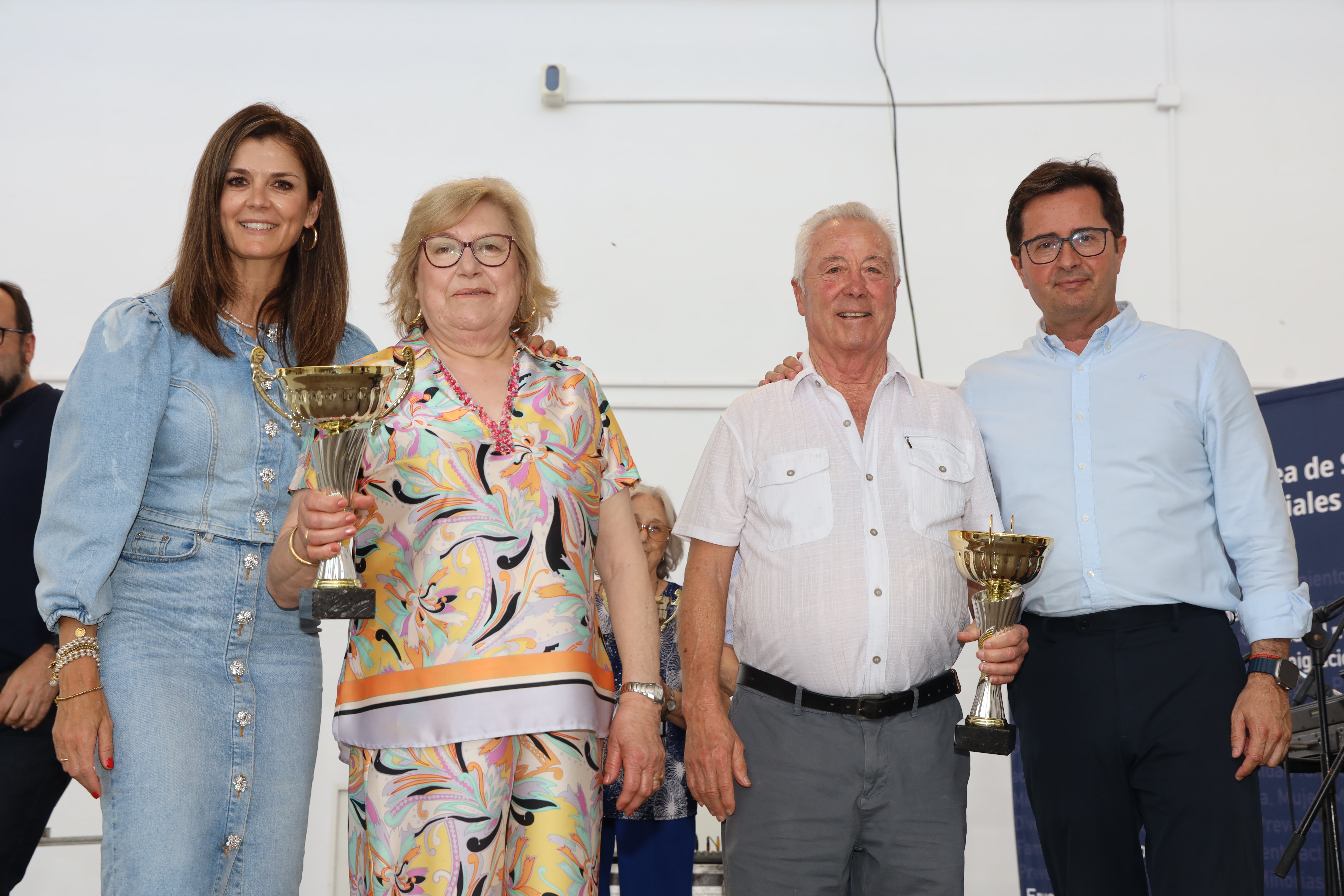 Un millar de mayores disfrutan de una jornada de convivencia en Ejidomar