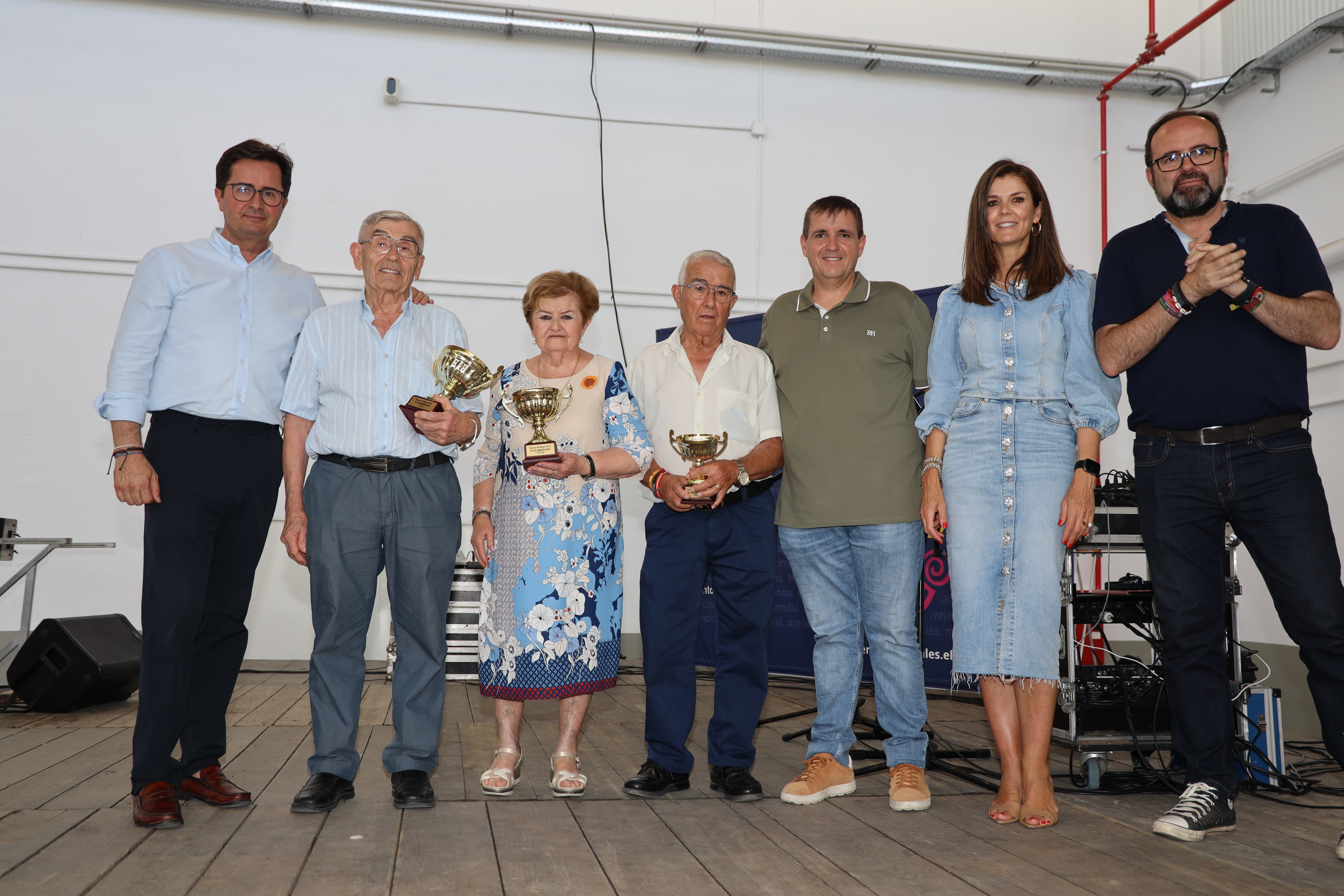Un millar de mayores disfrutan de una jornada de convivencia en Ejidomar