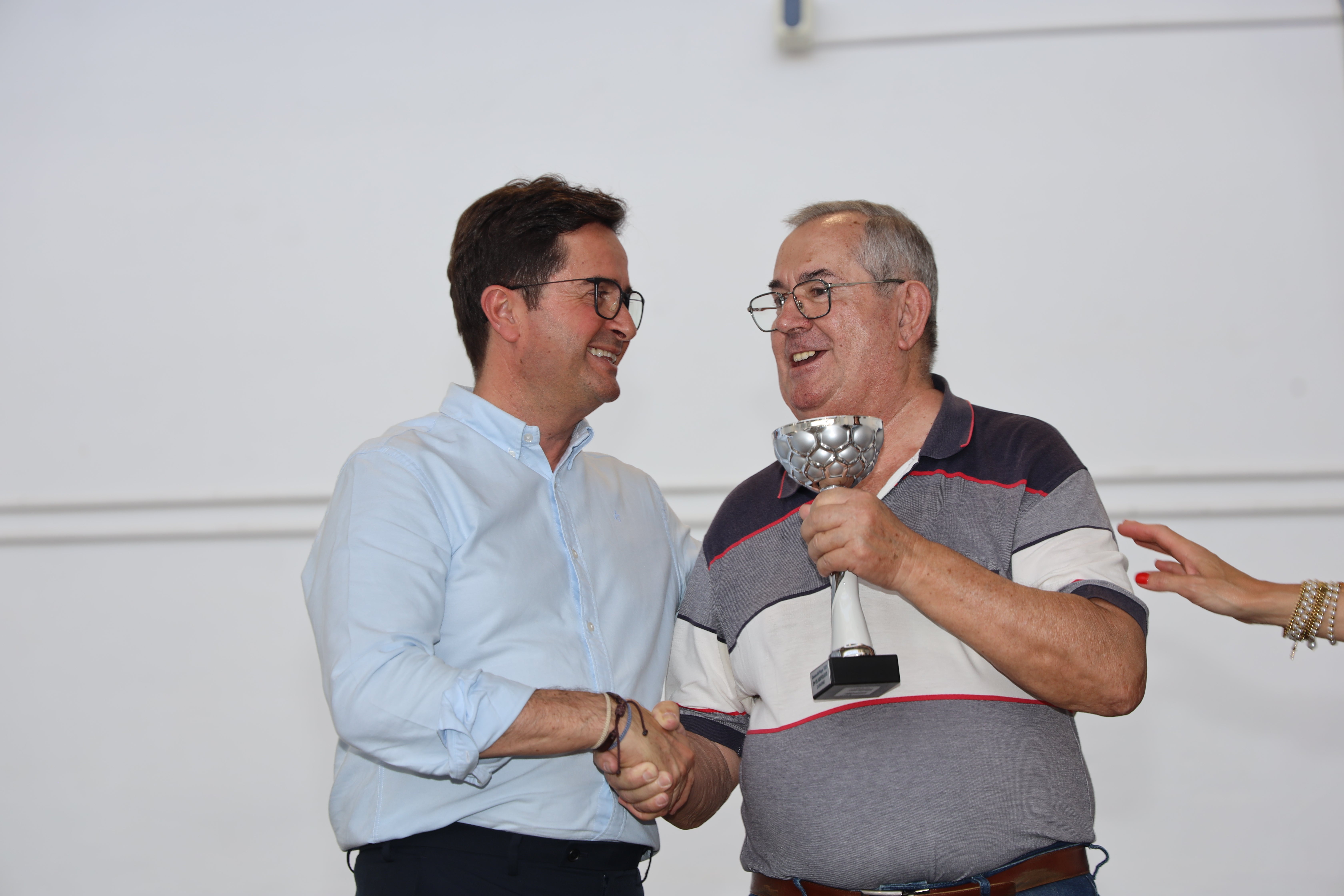 Un millar de mayores disfrutan de una jornada de convivencia en Ejidomar