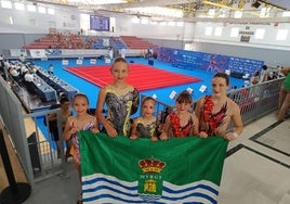 Las ganadoras de la categoría Alevín Absoluta en Granada.