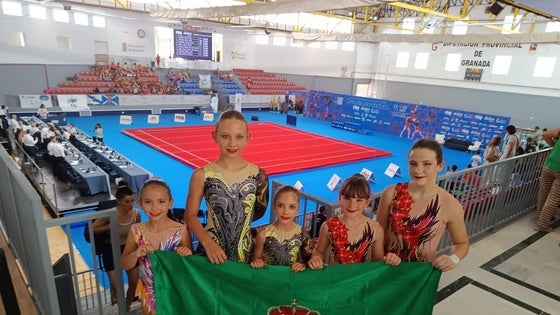El Club Acrobática El Ejido se proclama campeón de España con Sofía María y Nathalia Santiago