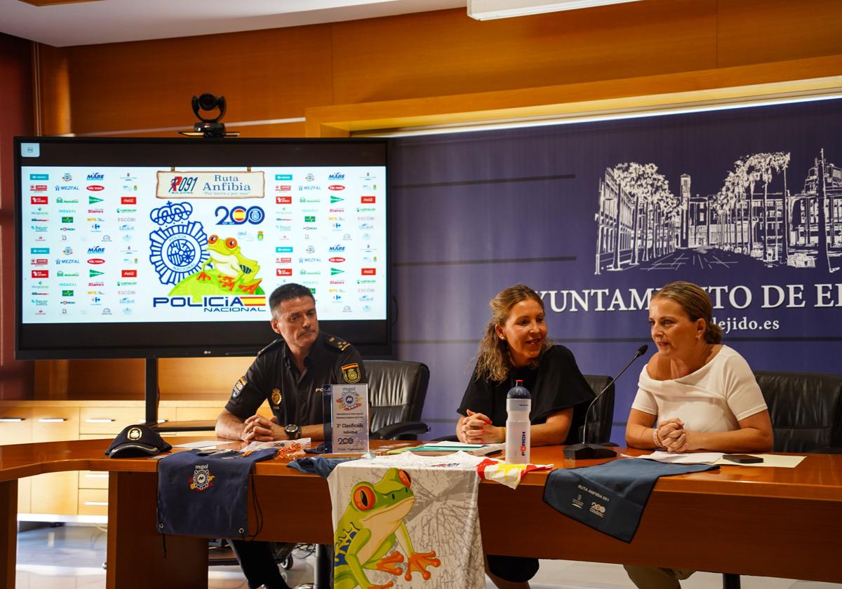 La presentación de esta iniciativa se llevaba a cabo en el Ayuntamiento de El Ejido.