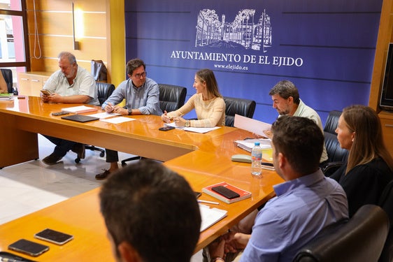 La Junta de Gobierno se celebra en el Ayuntamiento de El Ejido de forma habitual los jueves.