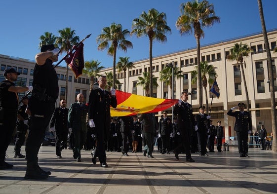 Un momento del acto institucional en la Plaza Mayor de El Ejido.