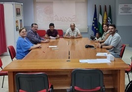 Reunión con la comunidad latinoamericana en El Ejido.