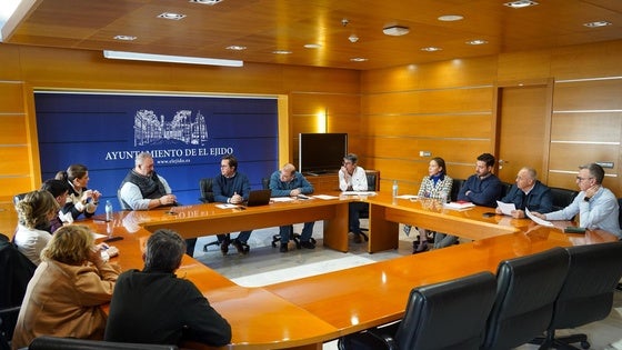 Aprueban la concesión de ayudas para agricultores que sufrieron daños en las estructuras de sus invernaderos por la DANA