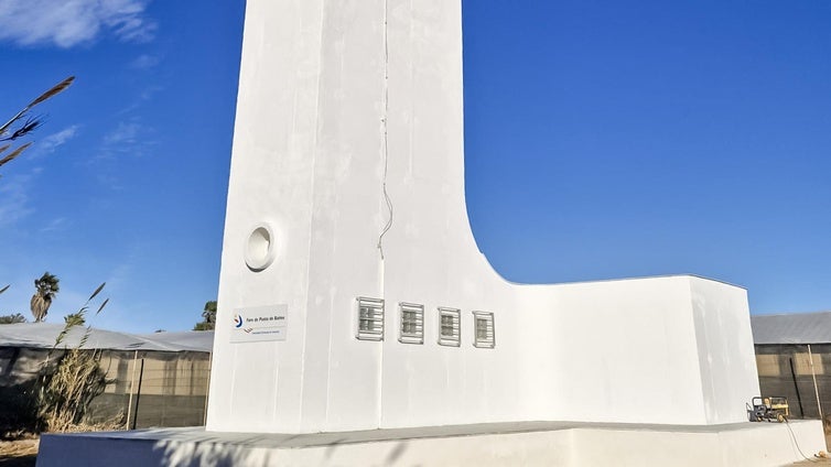 La APA concluye la rehabilitación del faro de Punta de Baños en El Ejido