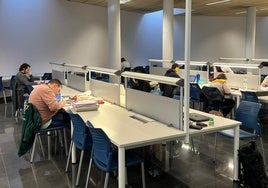 Una de las bibliotecas del municipio ejidense.