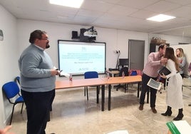 Uno de los momentos de la entrega de reconocimientos durante los IV Premios de Investigación.