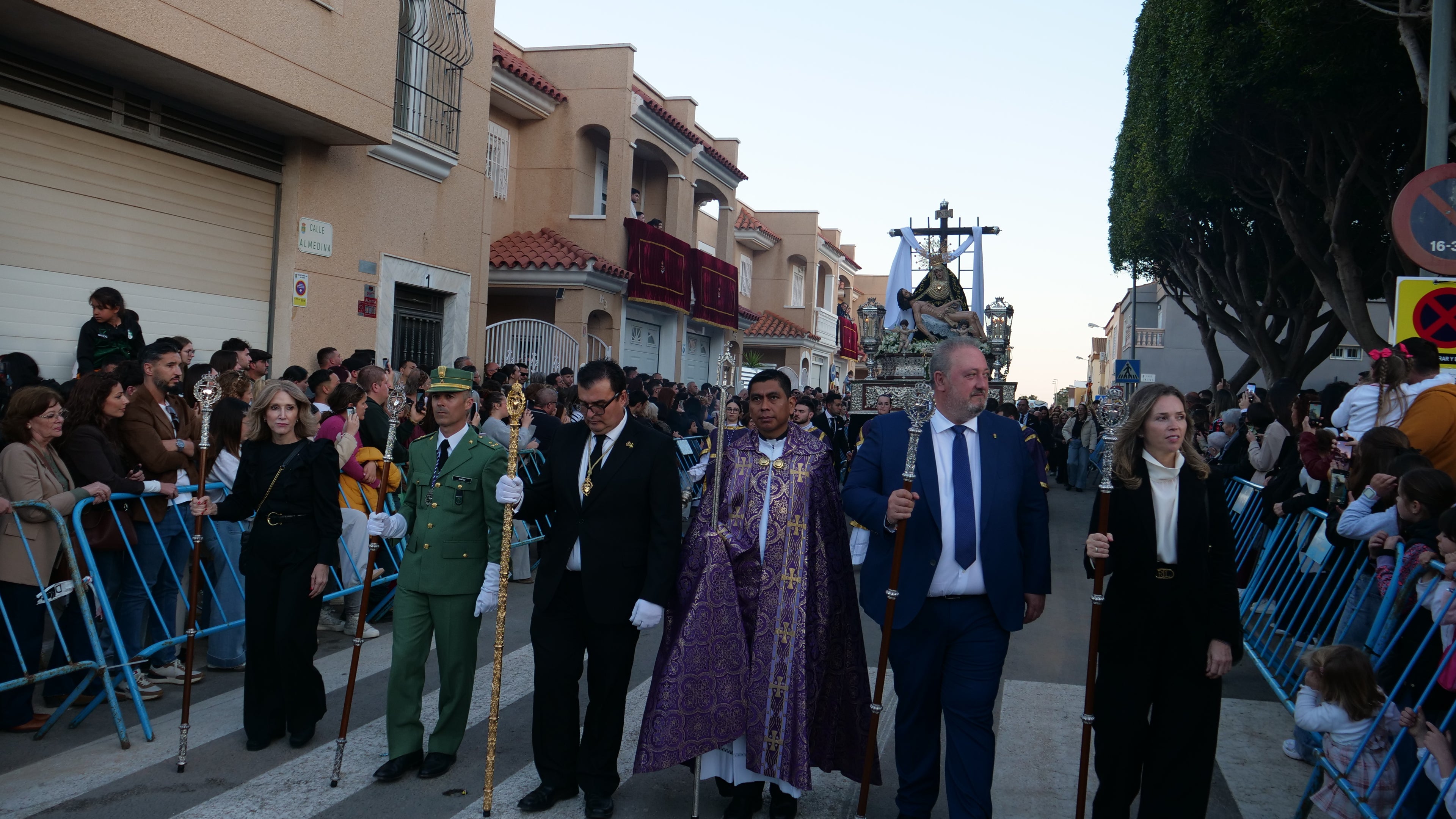 La Loma de la Mezquita vive de manera intensa el Viernes Santo