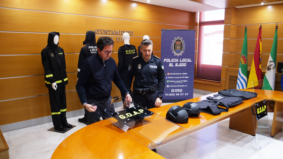La Policía Local de El Ejido refuerza su seguridad con 95 chalecos antibalas