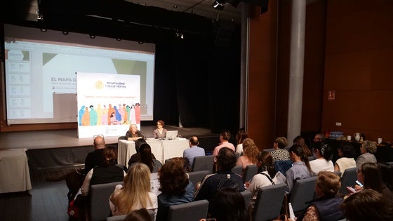 El Ejido acoge una jornada para informar sobre las prestaciones, medidas de protección legal y el grado en personas con discapacidad