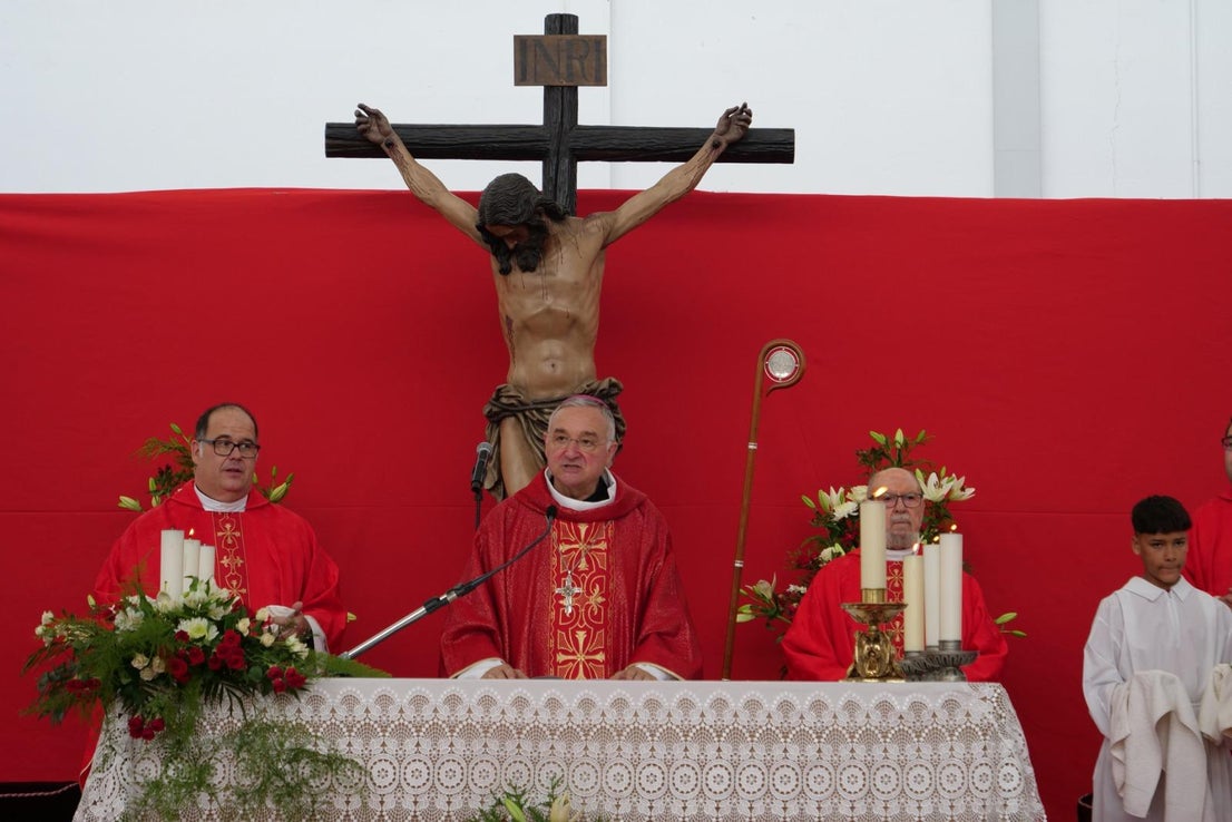 Más de 2.000 personas en la 'confirmación masiva' de Ejidomar