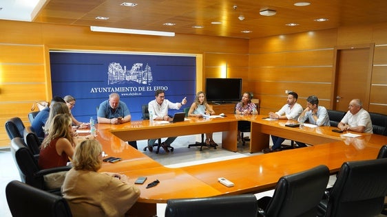 El Ejido licita la mejora de la cubierta de la nave de petanca de Santa María del Águila