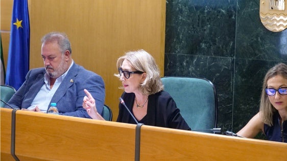El Ejido refuerza la prevención y atención frente a la violencia de género con una programación que llega a más de 3.700 escolares y jóvenes