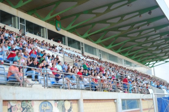 El CD El Ejido pone entrada libre para el partido contra el Linense