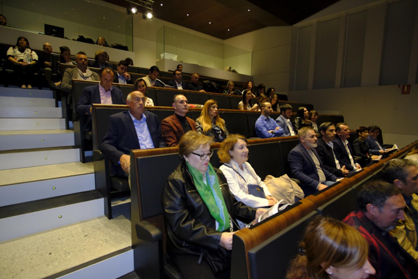 El Centro de Formación Profesional La Inmaculada acoge la entrega de los premios a seis restauradores y establecimientos de la provincia de Granada