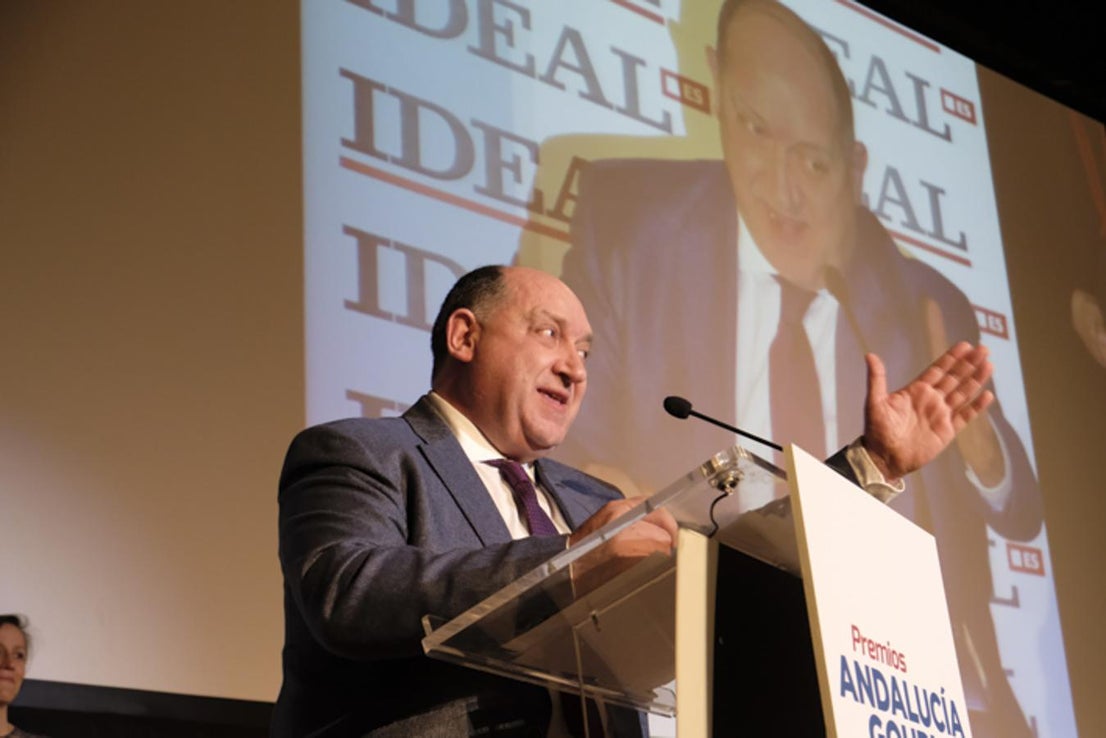 El Centro de Formación Profesional La Inmaculada acoge la entrega de los premios a seis restauradores y establecimientos de la provincia de Granada