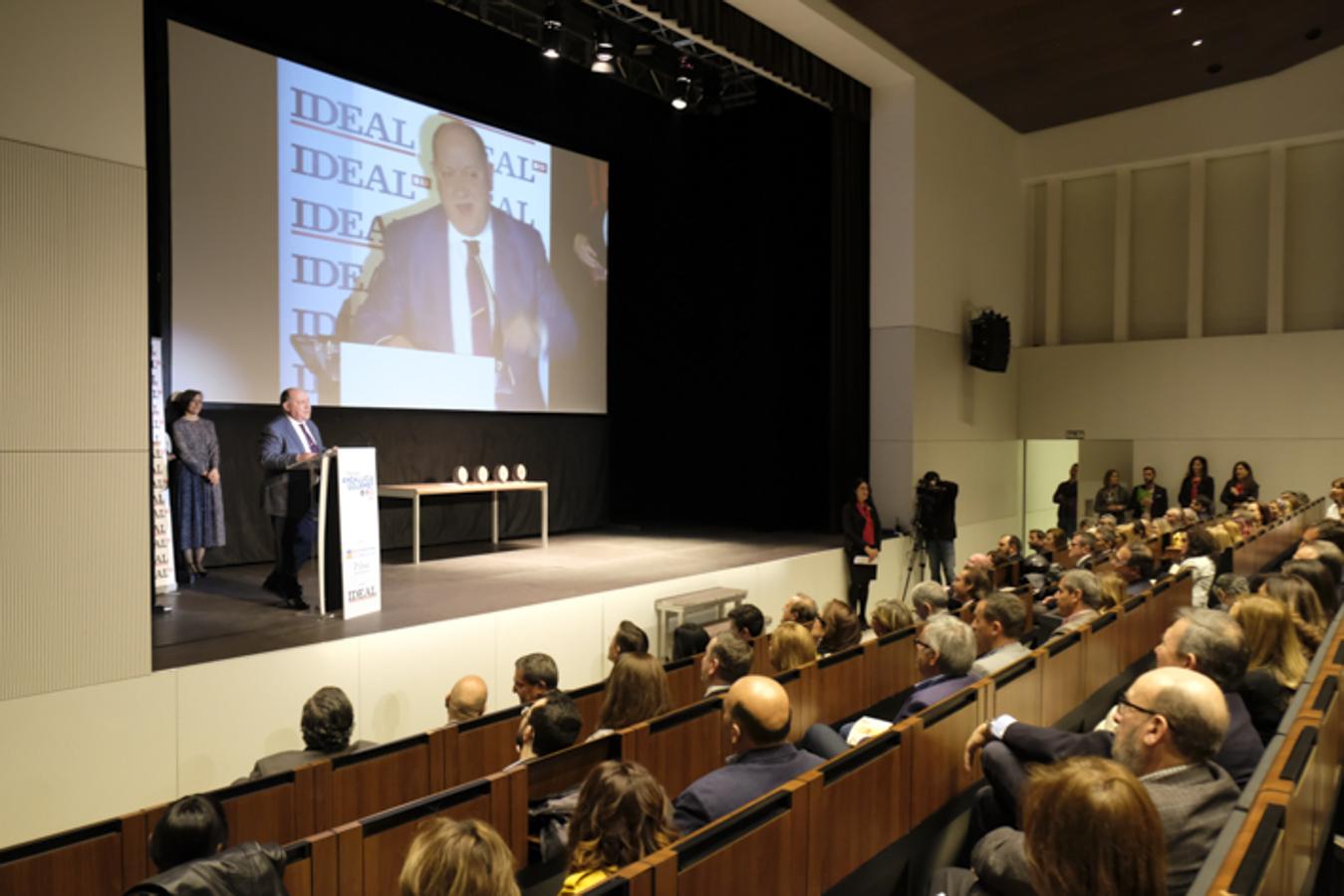 El Centro de Formación Profesional La Inmaculada acoge la entrega de los premios a seis restauradores y establecimientos de la provincia de Granada