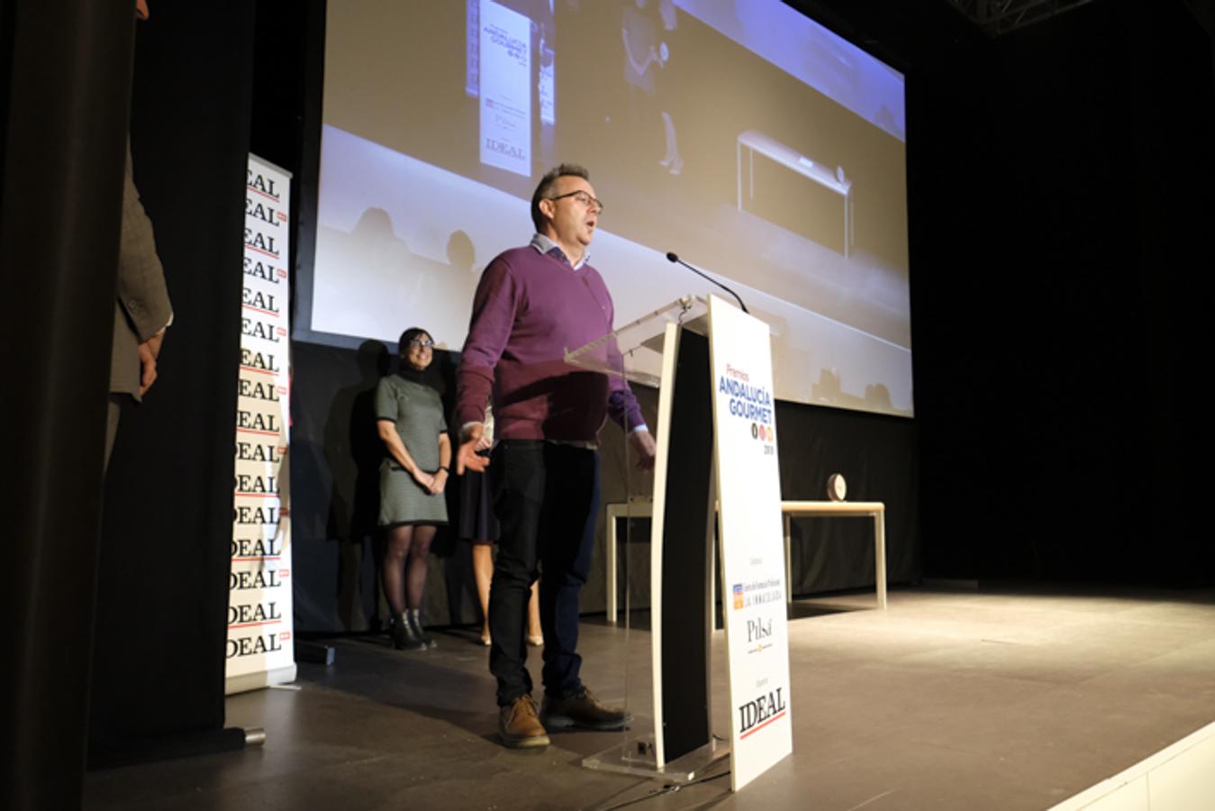 El Centro de Formación Profesional La Inmaculada acoge la entrega de los premios a seis restauradores y establecimientos de la provincia de Granada