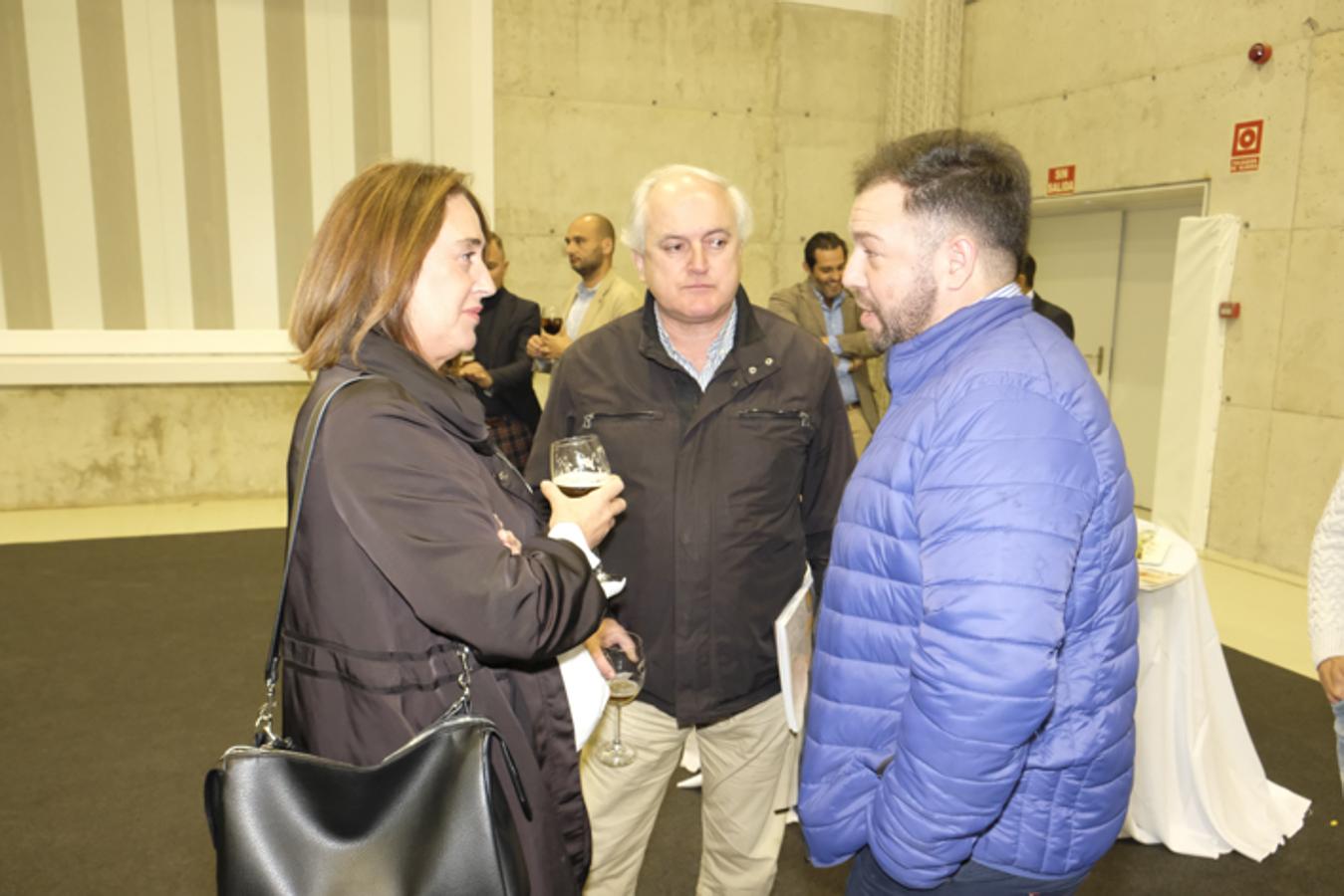 El Centro de Formación Profesional La Inmaculada acoge la entrega de los premios a seis restauradores y establecimientos de la provincia de Granada