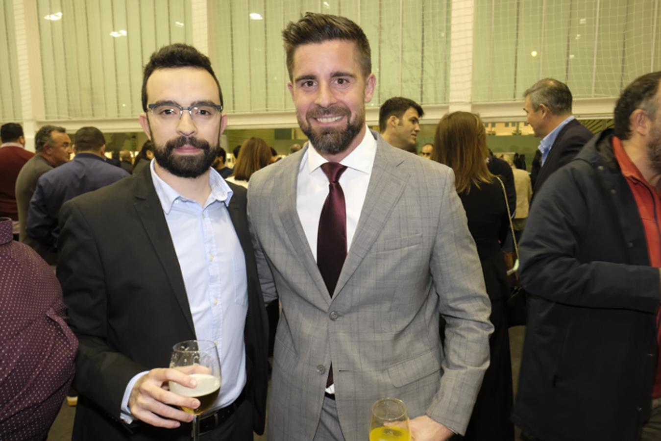 El Centro de Formación Profesional La Inmaculada acoge la entrega de los premios a seis restauradores y establecimientos de la provincia de Granada