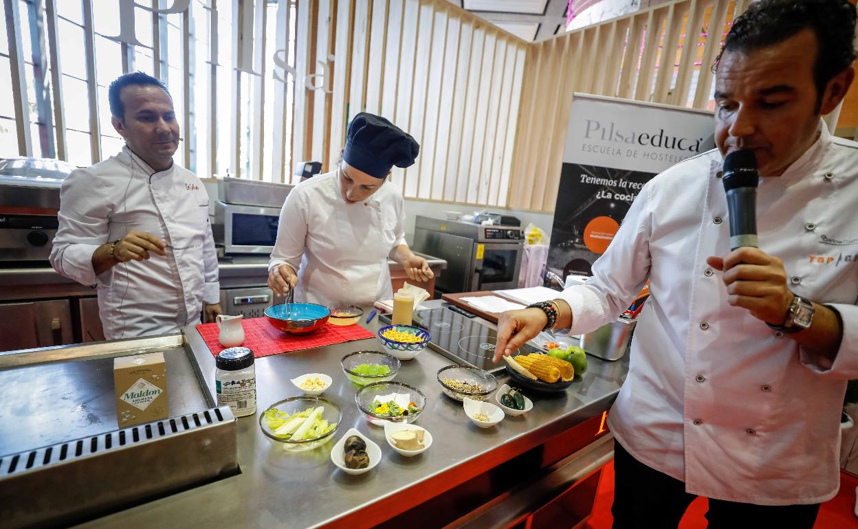 Granada Gourmet | Los talleres de cocina triunfan con sus exquisitas y elaboradas recetas