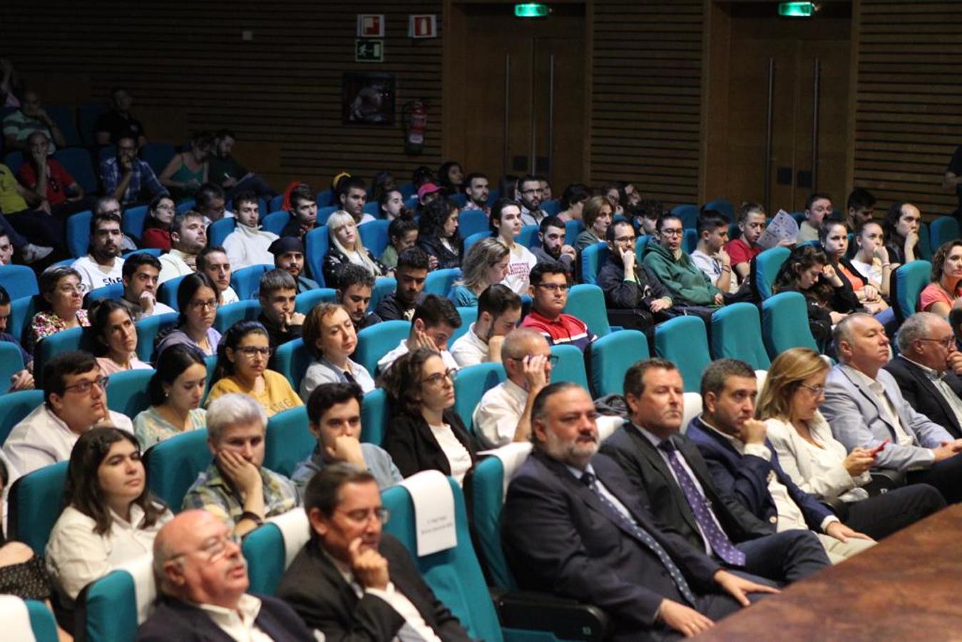 La sexta edición de la cita gastronómica del año en Granada echa a a andar en el Palacio de Exposiciones y Congresos
