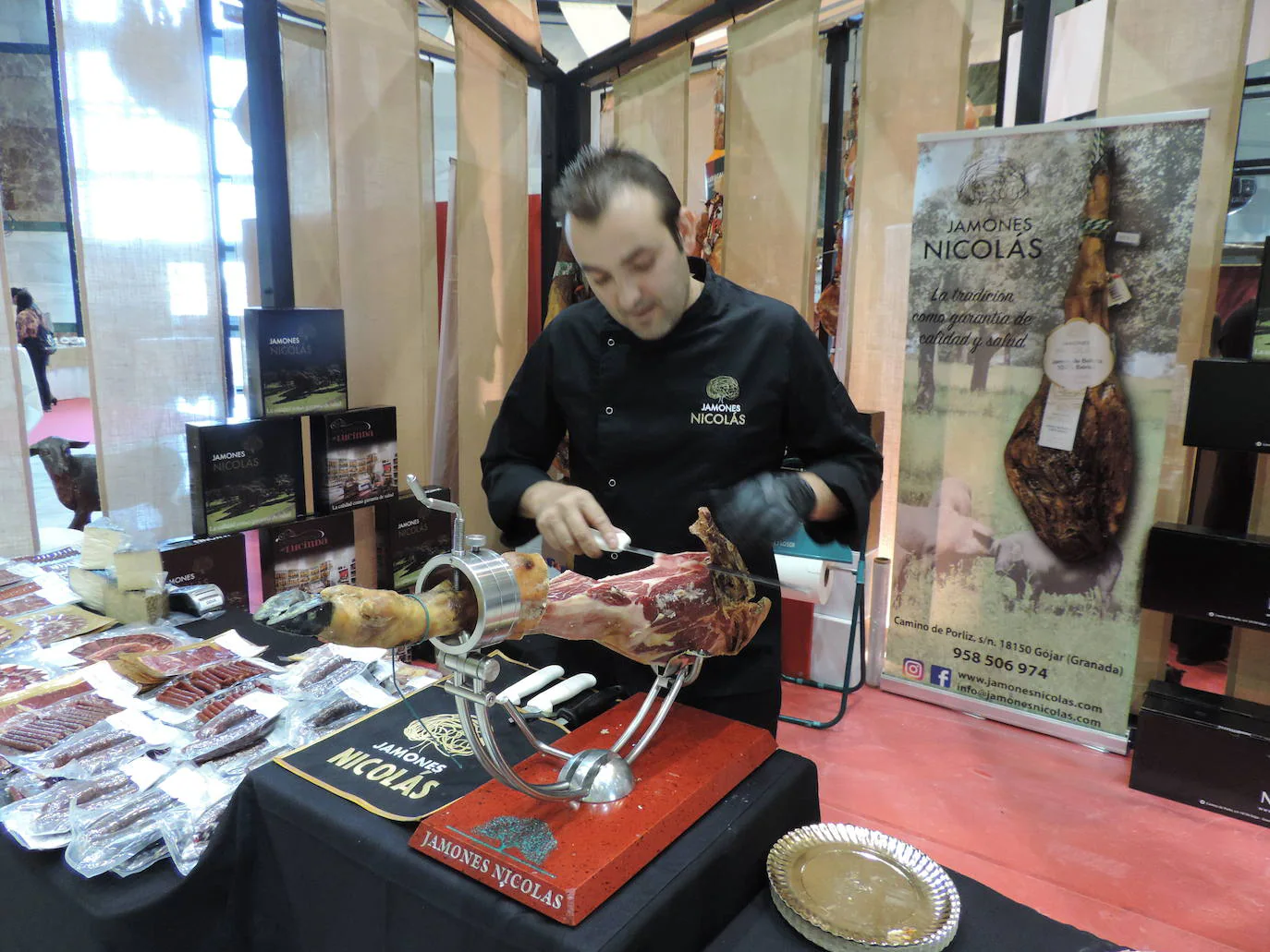 Empresas e instituciones muestran sus mejores productos en Granada Gourmet 