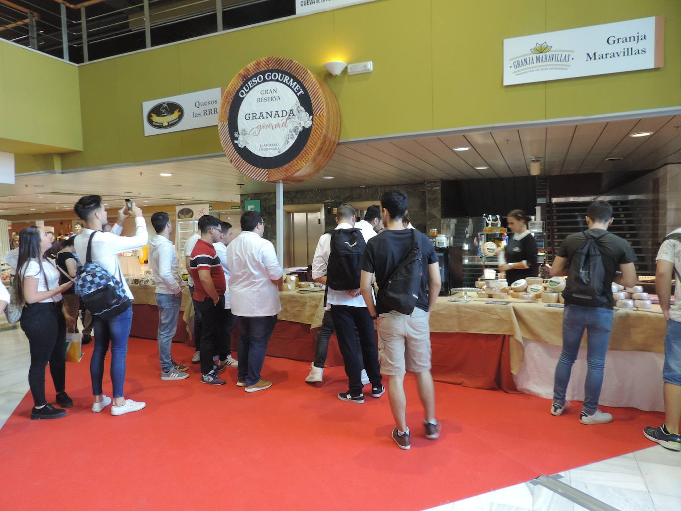 Empresas e instituciones muestran sus mejores productos en Granada Gourmet 