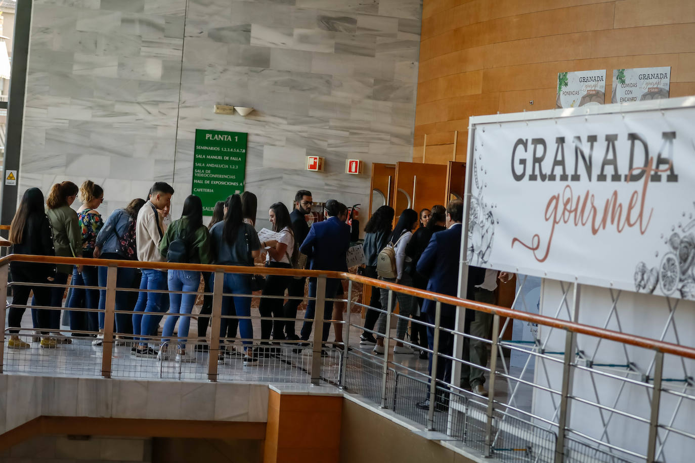 El director general de IDEAL destaca en el acto de inauguración el programa de la sexta edición