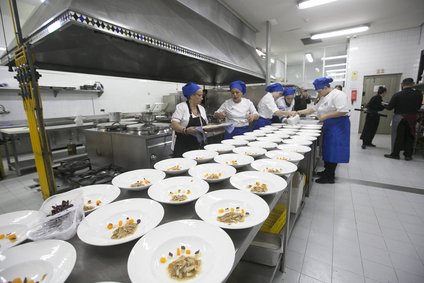 La chef de El Xato fue la encargada del segundo almuerzo Michelin de Granada Gourmet