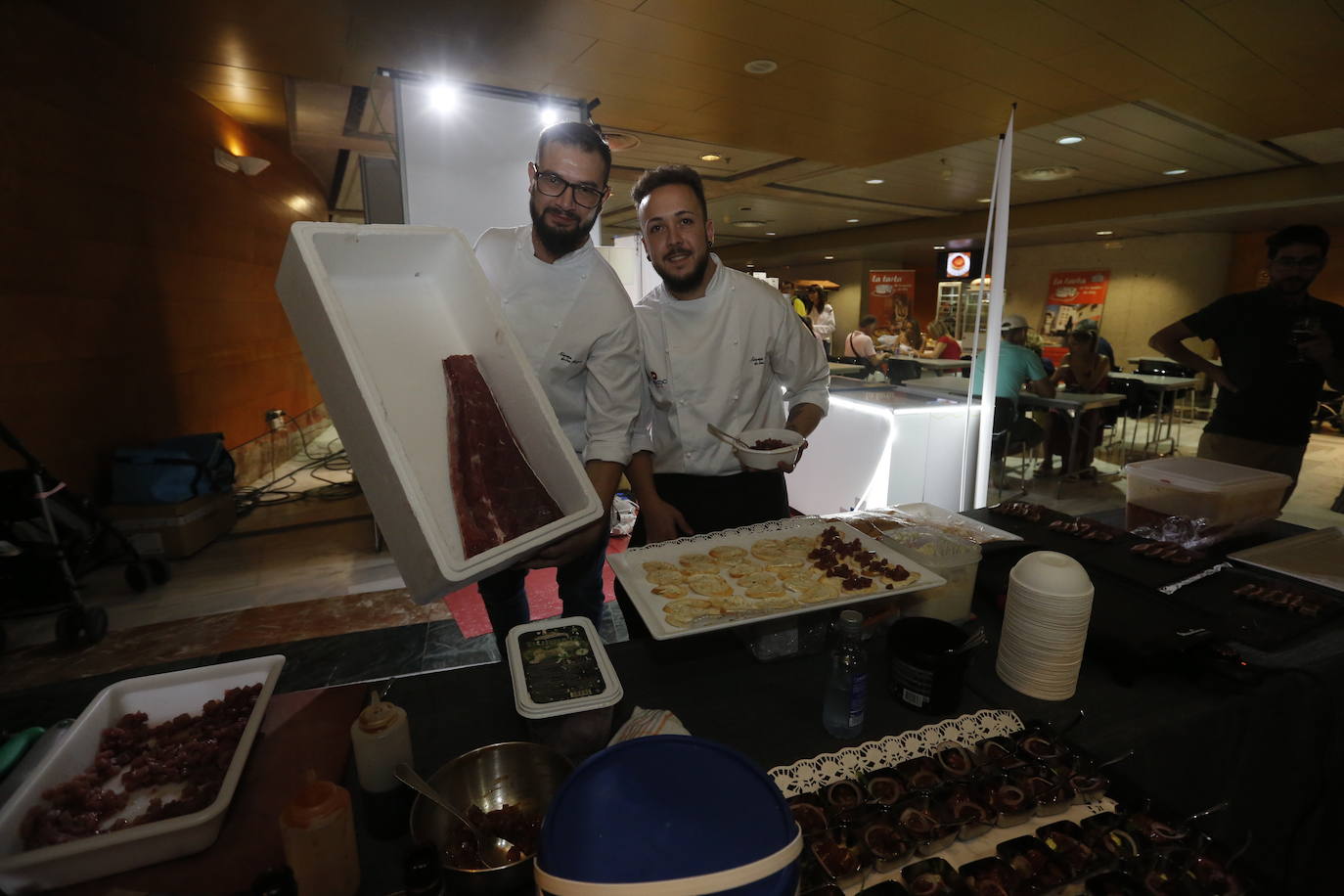 Los asistentes a Granada Gourmet pudieron presenciar un ronqueo en vivo