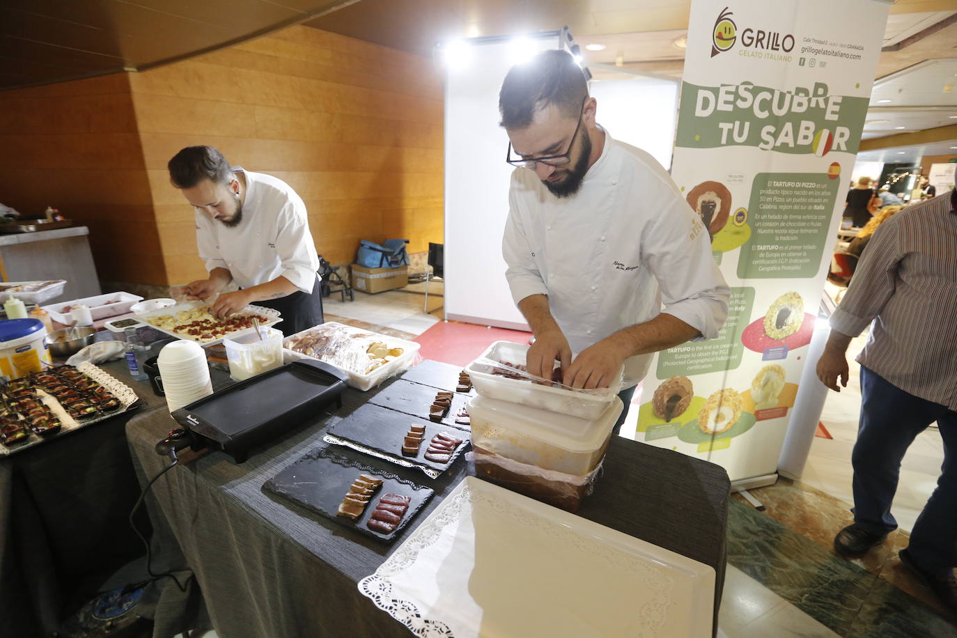 Los asistentes a Granada Gourmet pudieron presenciar un ronqueo en vivo